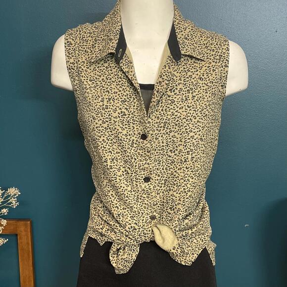 Vintage EP pro 100% Silk Sleeveless Button Up Blouse - Picture 1 of 6
